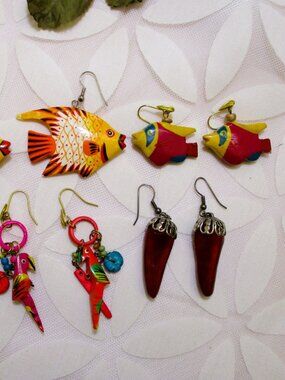 VINTAGE Enamel Dangle Earrings Lot: Wooden Tropical Fish, Parrot, Chili Pepper